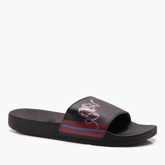 BoohooMAN Snake Print Pool Slider - Picture 1 of 4